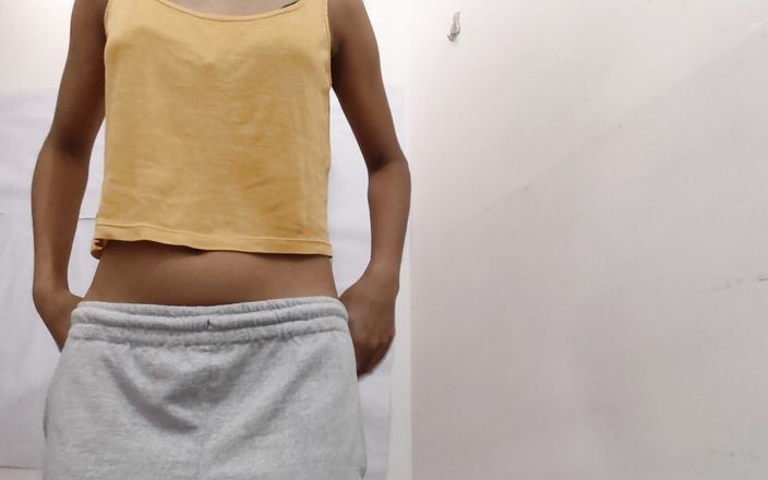 18 Year Old Pretty Indian Girl Showing Her Naked Body