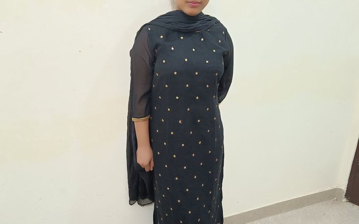 18 Yers Old College Xgirlfriend Meet After 5 Yers Ago but She Was so Hot and Creampi Fussy and Fucking in Doggy Style