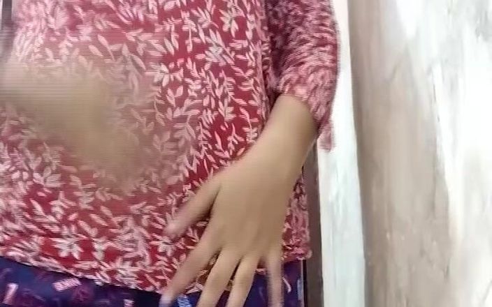 20 Year Old Girl Hot Figure Change Clothes Hot Girl