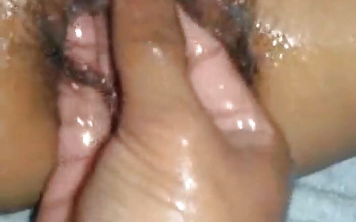 5 Fingers Pinay New Viral Scandal.