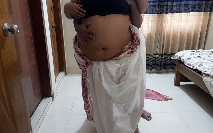 55-year-old Tamil Aunty Fucked Hard While She Was Sweeping the House