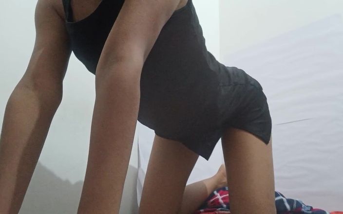 A Asian Girl Extreme Creamy Squirt in Leggings Masturbat 1