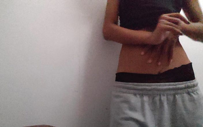 A Student Without Panties Gets a Powerful Orgasm in Her Holes