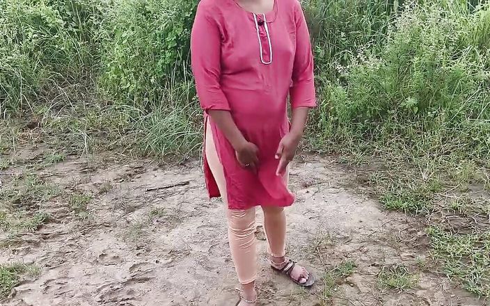 After Making the Neighbor a Fucktoy, He Fucked Her in the Field and Put a Big Dick in His Mouth