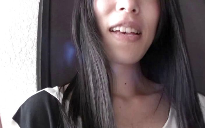 Alluring asiatic babe is pleasing dude's cock outdoors