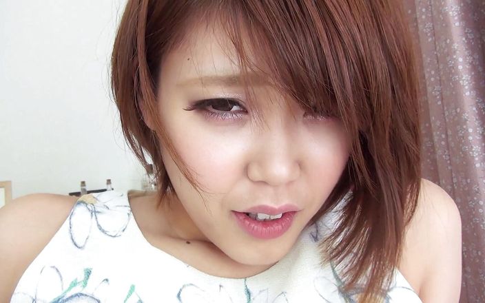 Asian pussy is ready for creampie