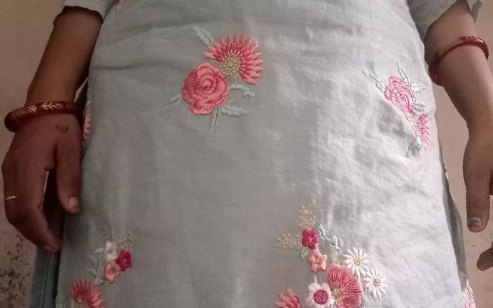 Aunty's Girl Sex