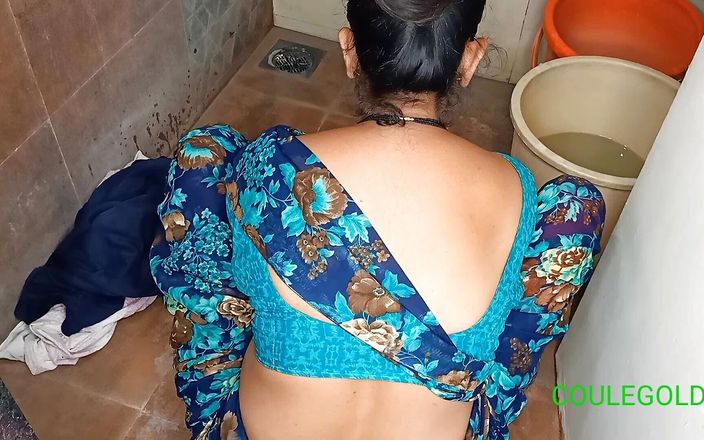 Aunty, You Have Sat Down to Wash Clothes, I Have to Take a Bath, I Am Getting Late for College!