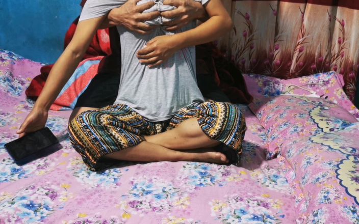 Bangla No One in Home Bangladeshi Boyfriend and Girlfriend Enjoying the Room Bangla Sex Video