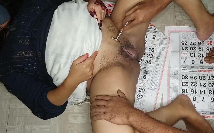 Barber came home to clean the hair of the pussy, cleaned the pussy and fucked