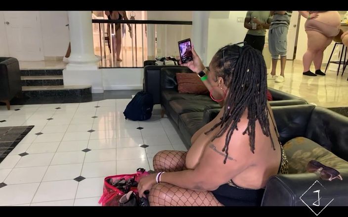 BBC Jay Playhard Fucks Asian Milfsong Lee in the Middle of the Swinger's Party