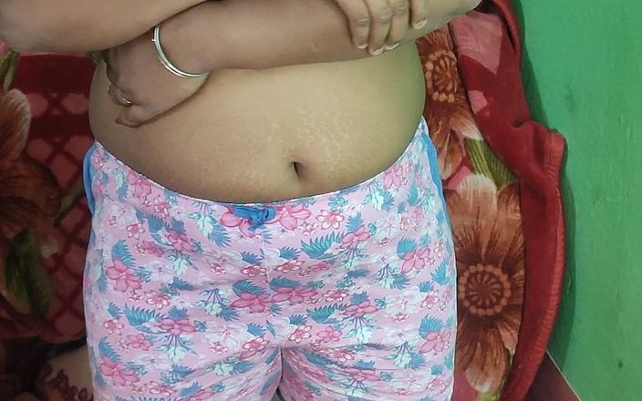 BBW Indian Housewife jumping her boobs and showing asshole in closeup