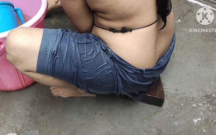 Bhabhi Hot Hot