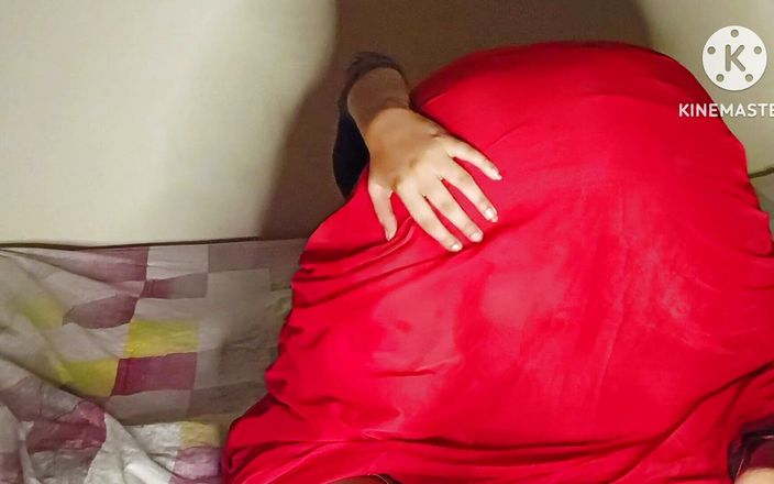 Big Ass Beautiful Desi Laal Saari Bhabhi Fuck in Doggy Style.. by Devar