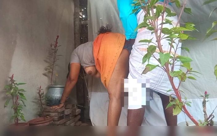 Big Cock Blowjob with Indian Aunty