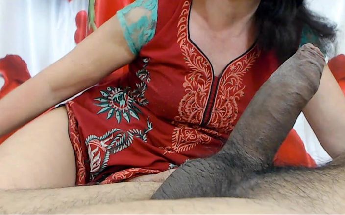 Big Cock Gets Expertly Hands