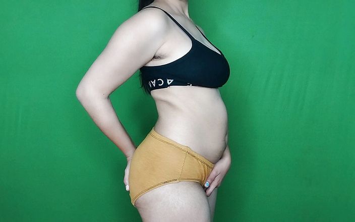 Busty Bhabhi on Greenscreen