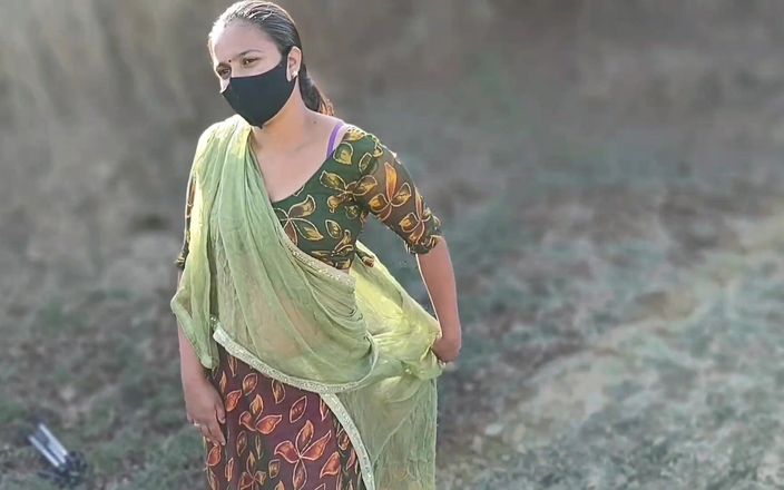 Caught Stepsister Fucking in Outdoor with Her BF and She Help to Cum Her Stepbrother