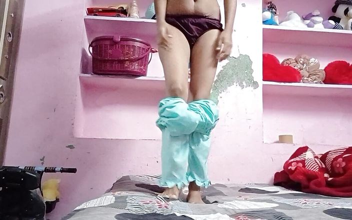 Cum on Face Desi Bhabhi at My Room Beautiful Bhabhi Fucking