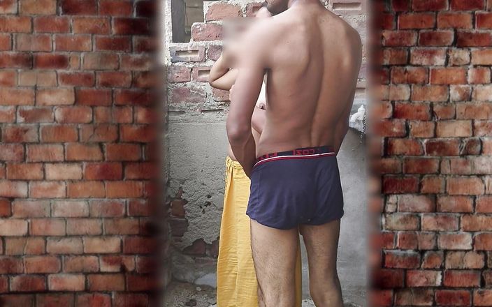 Cute Choti Sali Ki Chudai in Old House, Outdoor Sex with Sali Hindi Audio
