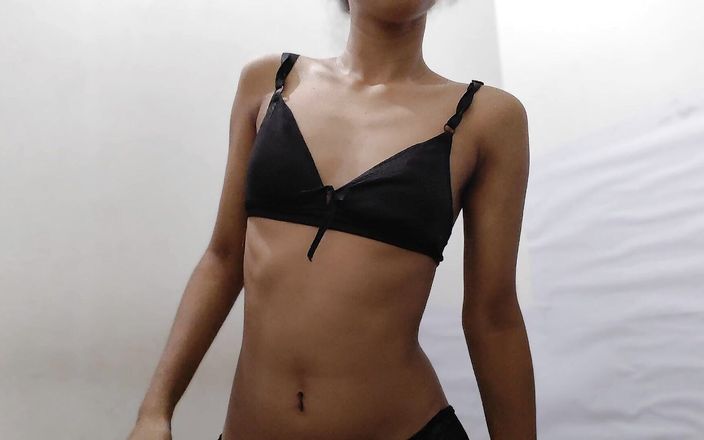 Cute Girl Getting Horny After School,chodai Kai Liya Ready Hu