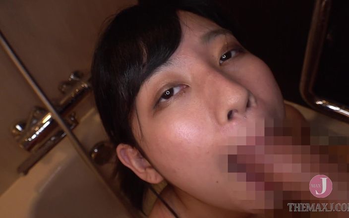 Cute Girl With a Mushy Expression Has Big Tits and Small Nipples