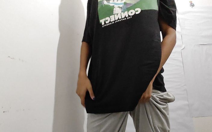 Cute Petite Girl Masturbating Cum Pussy