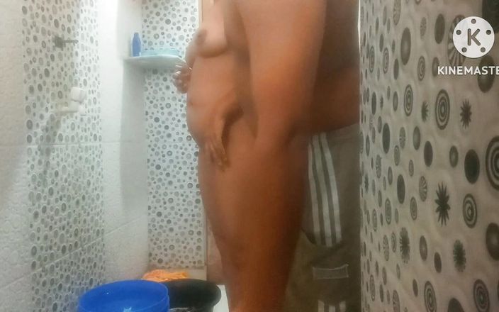 Desi Aunty Bathroom Sex Big Boobs Big Ass