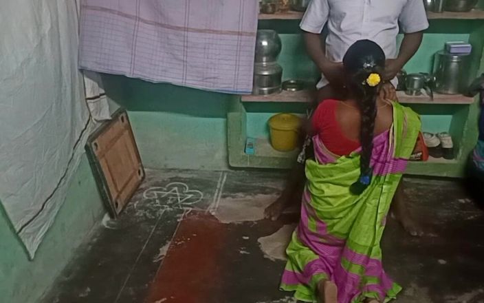 Desi Aunty Home Cleaning Sex with His House Owner