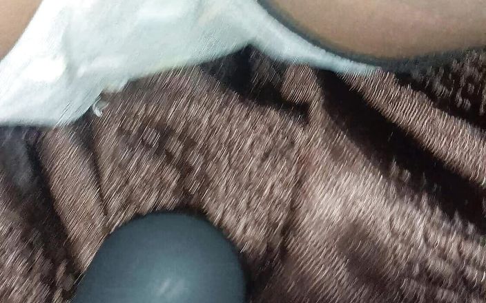 Desi Bhabhi Got Fucked with the Help of Vibrator