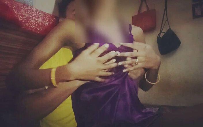 Desi Bhabhi Kissed Her Babu and Sucked His Dick