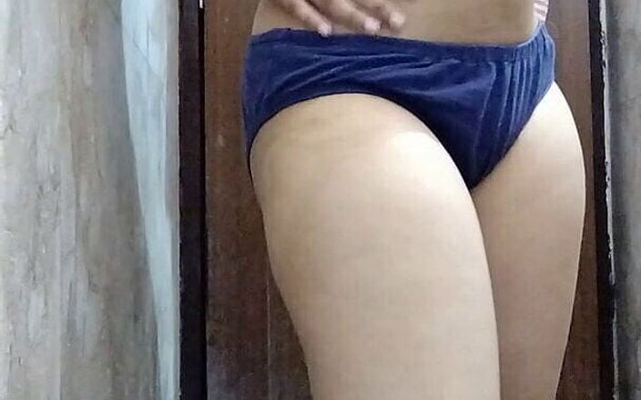 Desi Bhabhi Masturbation in Mumbai Hot Indian Bhabhi
