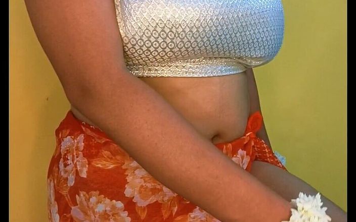 Desi Bhabhi's Fucking in Indian Saree