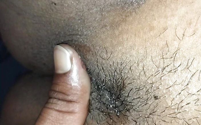 Desi Bihari Girl's Awesome Pussy
