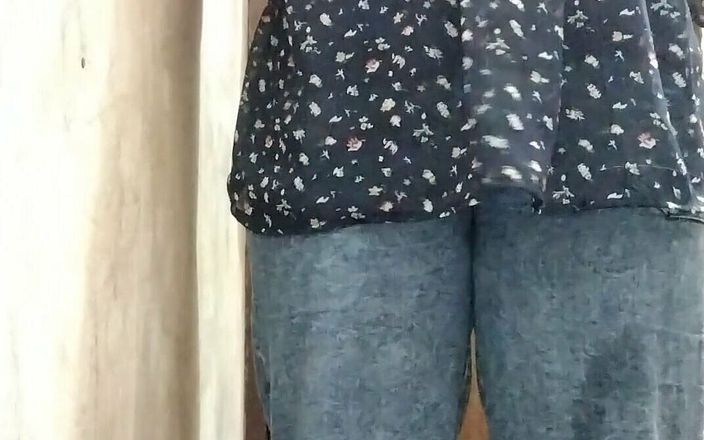 Desi Indian College Girl Playing and Making Video