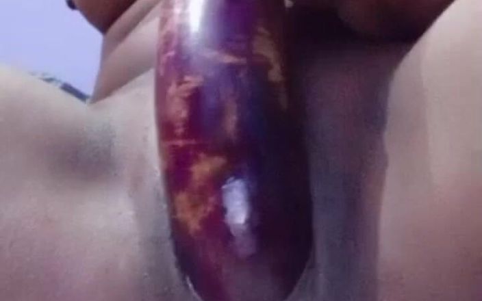Desi Indian Girl Masturbating