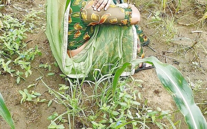 Desi Indian Sister-in-law Liked Jiju's Black Thick Cock in the Corn Field and Got Fucked