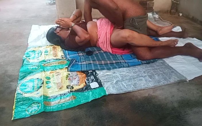 Desi Priyanka Aunty Fuck with His Young Boy