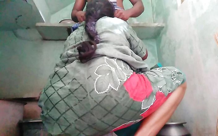 Desi Priyanka Aunty Nice Blowjop Sex