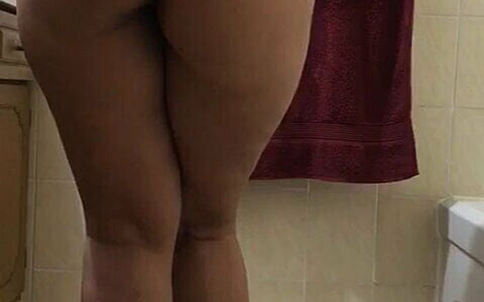 Desi Stepmom Bathroom Quickie