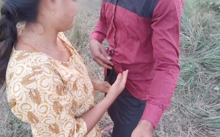 Desi Village Randi Make Fucking Hindi Vlogs with Boyfriend, Outdoor Hindi Vlog