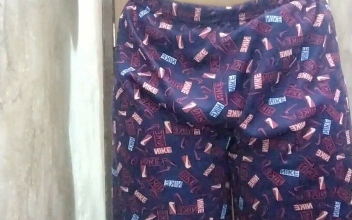 Desi Wife Hot Figure When You Wore Clothes and Soap Hot Desi Indian Wife