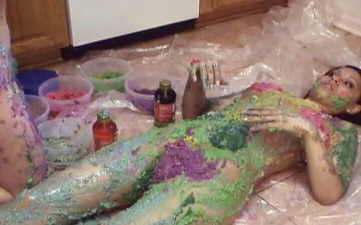 Dirty messy girls