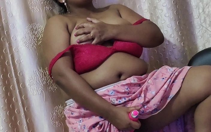 Dream hot sexy girl fucking herself with dildo