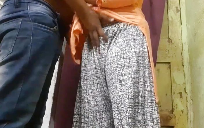 Father in Law Was Alone at Home Leaving Elder Daughter in Law and Daughter in Law XXX Video Kajal Indian