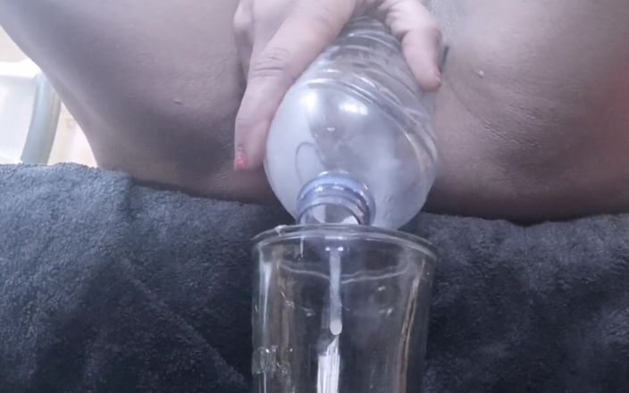 Fill Bottle with Thick Squirt