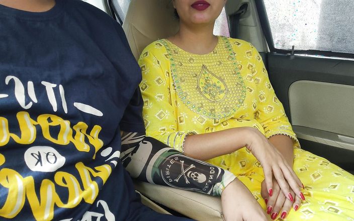 First Time She Rides My Dick in Car Outdoor Sex Indian Desi Girl Saara Fucked Very Hard in Boyfriend's Car