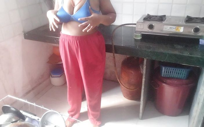 Fuck Wife in Kitchen