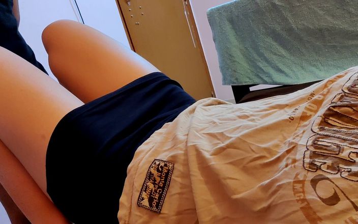 Fucking My Hot Stepsister While She Was Resting