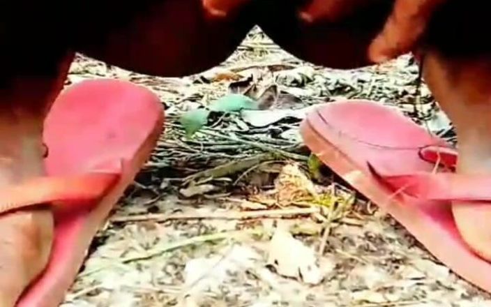 Fun in Jungle Strip and Masturbate